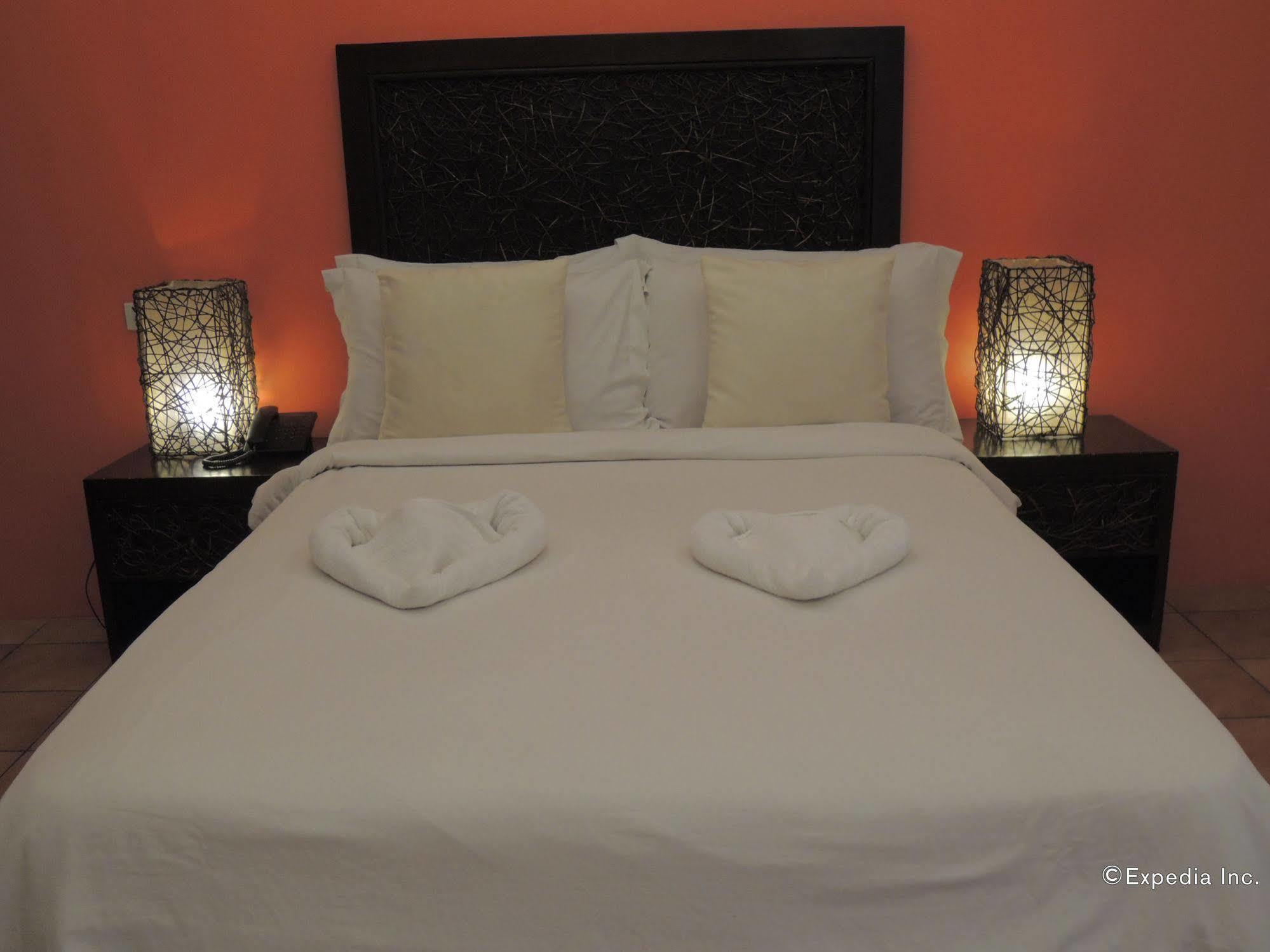 Elsalvador Beach Resort Maslog  Bagian luar foto
