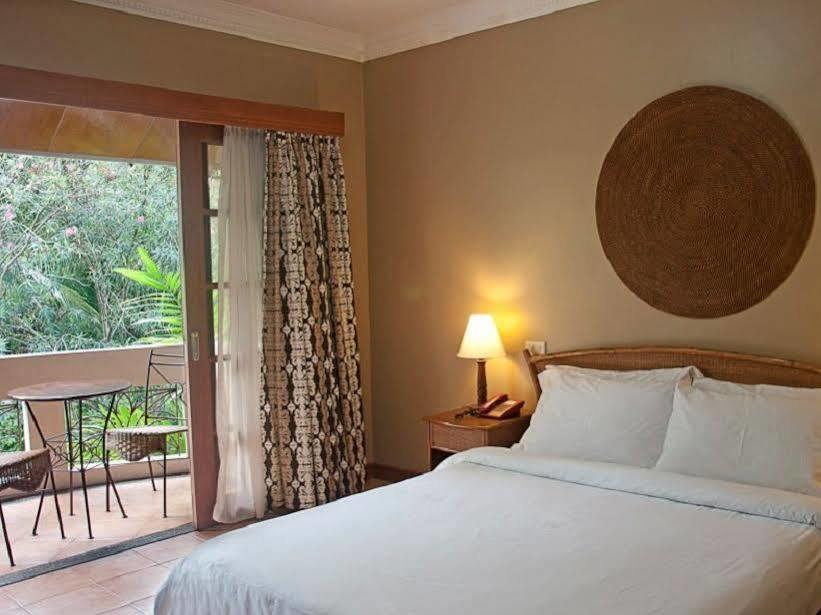 Elsalvador Beach Resort Maslog  Bagian luar foto